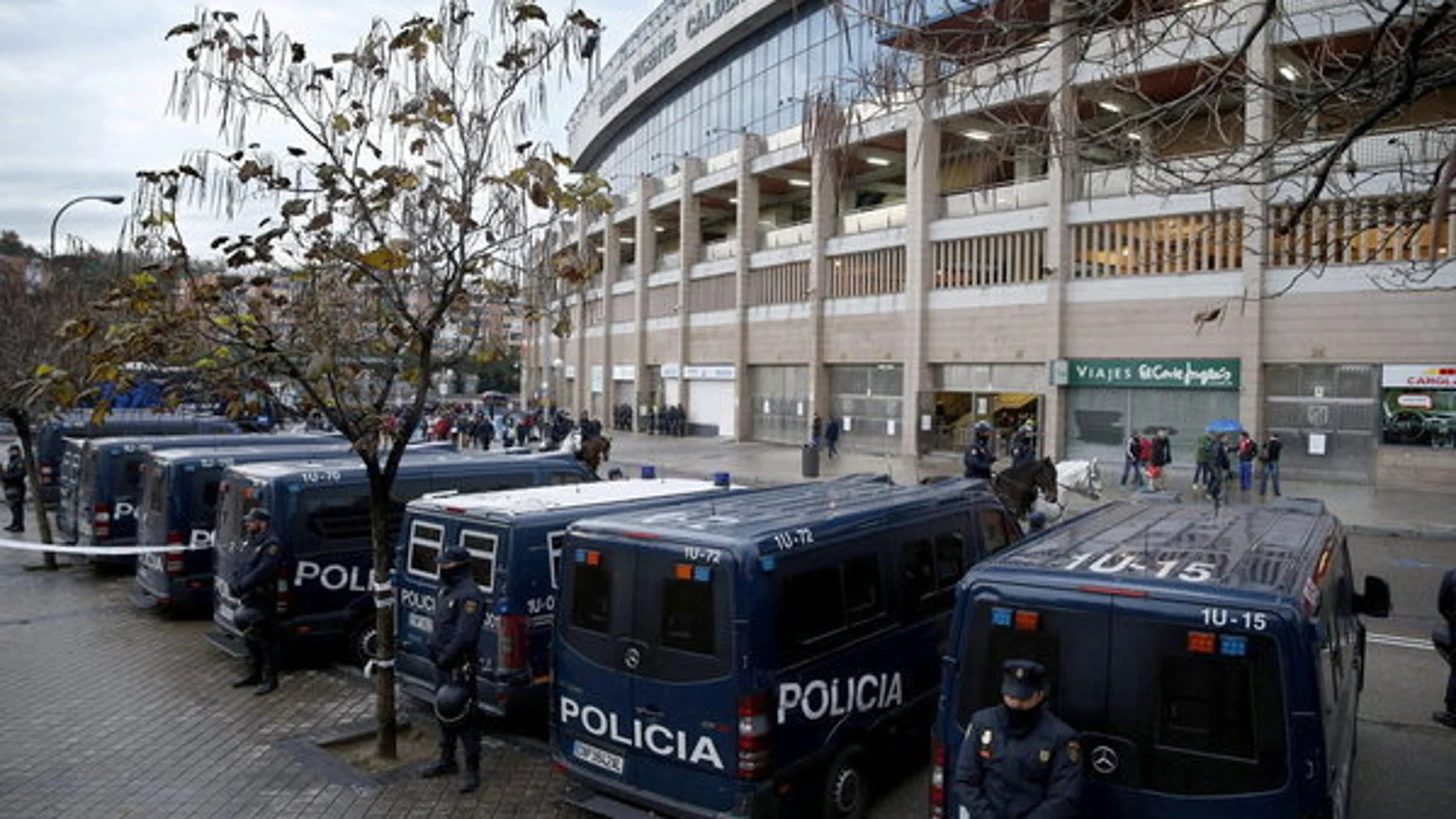 Cae una banda de «carpeteros» que robaba a turistas cerca del Bernabéu