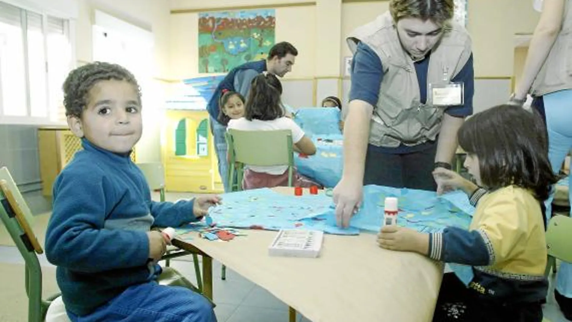 Cientos de familias se beneficiarán de este programa educativo