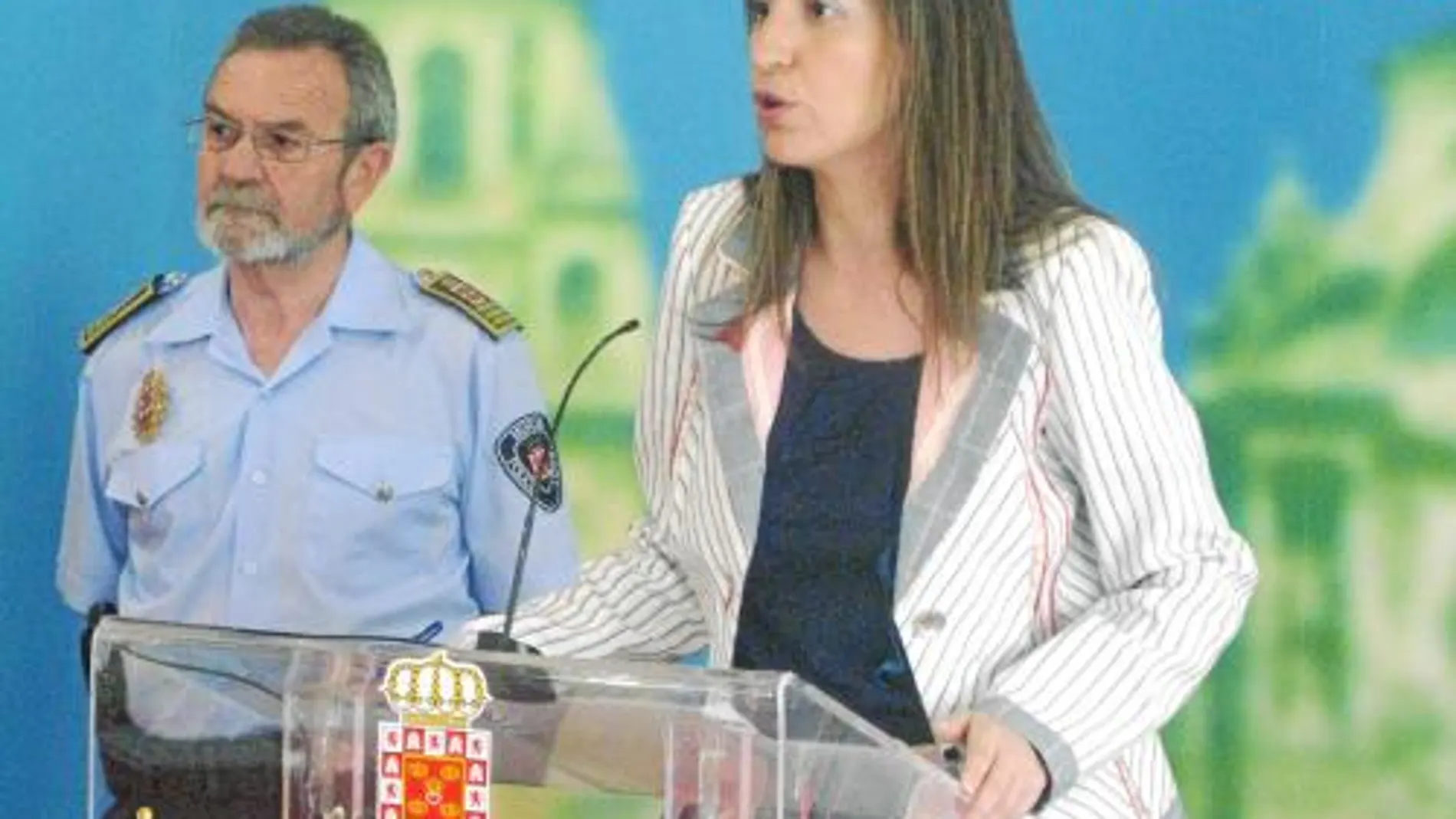 La edil Nuria Fuentes presentó ayer en Murcia este nuevo sistema