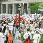 Médicos y farmacias preparan una protesta sanitaria histórica