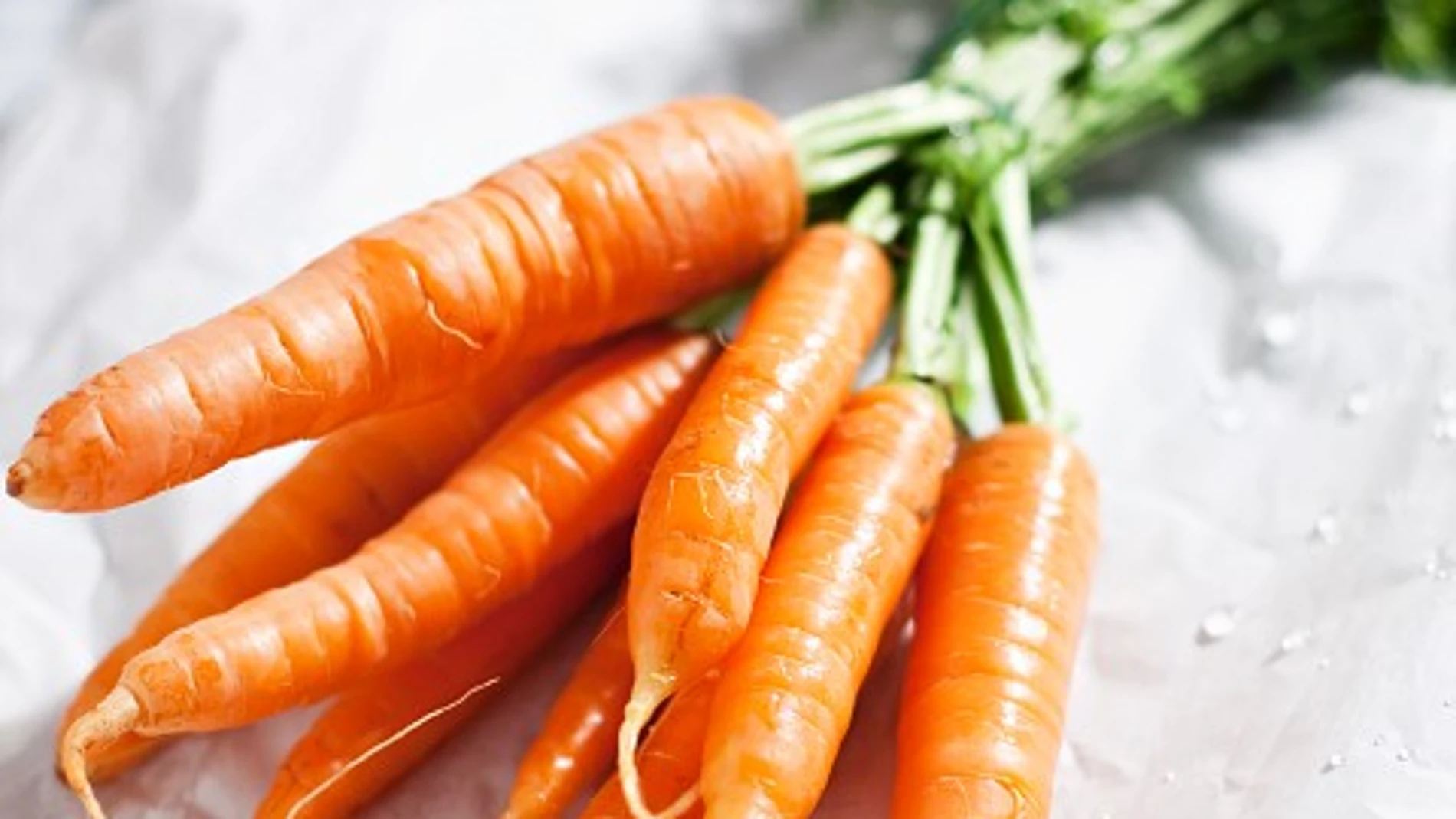 Aunque las zanahorias pueden cultivarse durante todo el año, son uno de los productos que más se plantan durante esta época