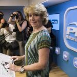 Esperanza Aguirre en la rueda de prensa en la que ha pedido un acuerdo a PSOE y Ciudadanos