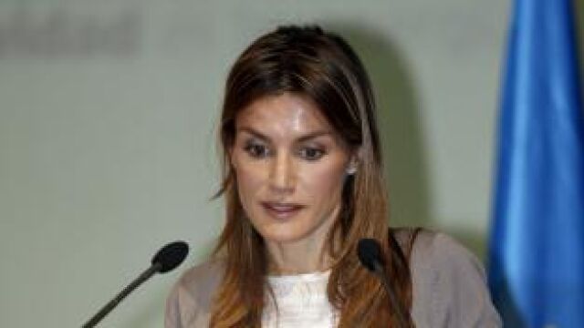 La Princesa Letizia subraya la responsabilidad de los periodistas respecto al español