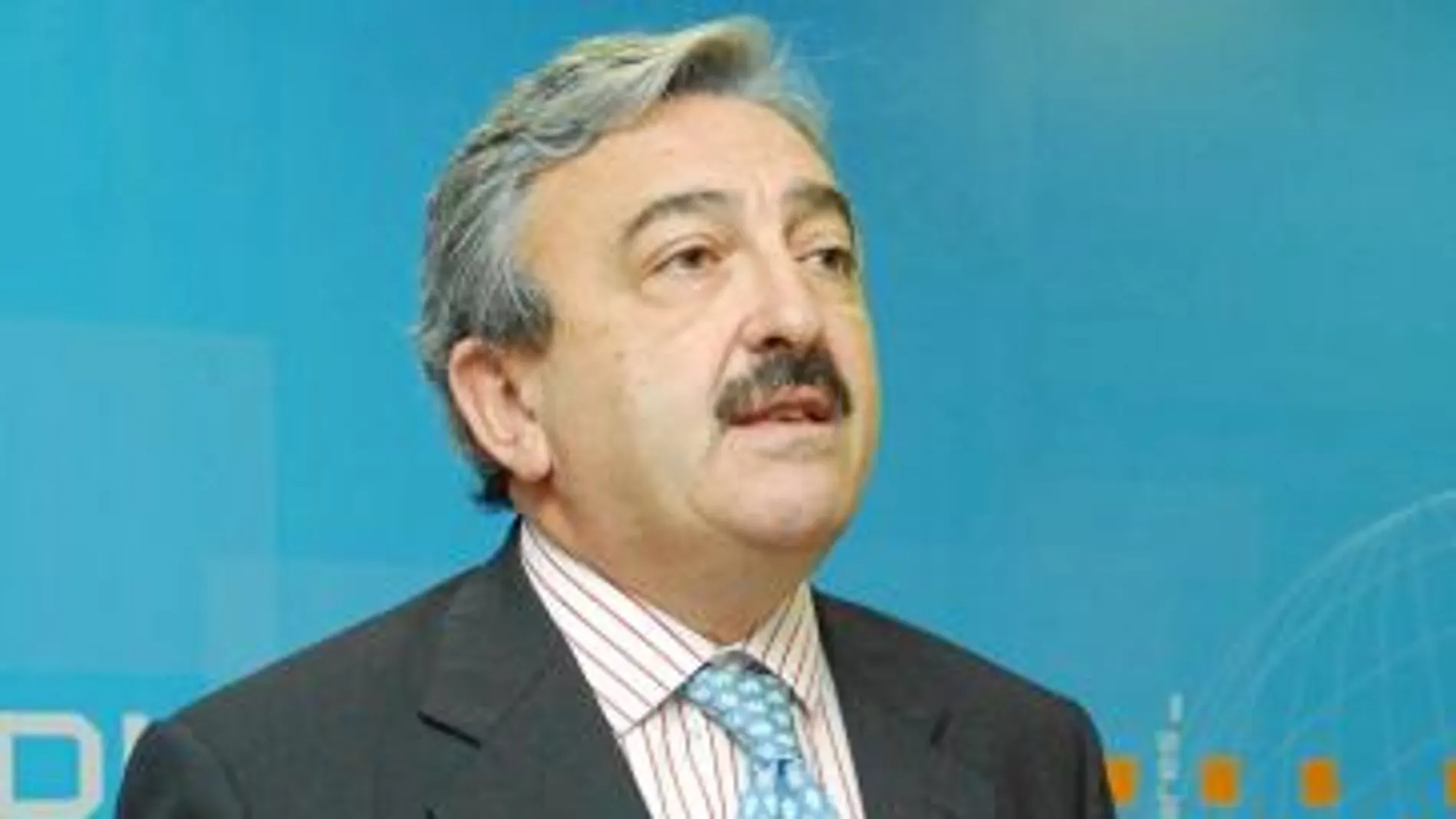 Ayala critica que Tovar anuncie obras que ya olvidaron los PGE