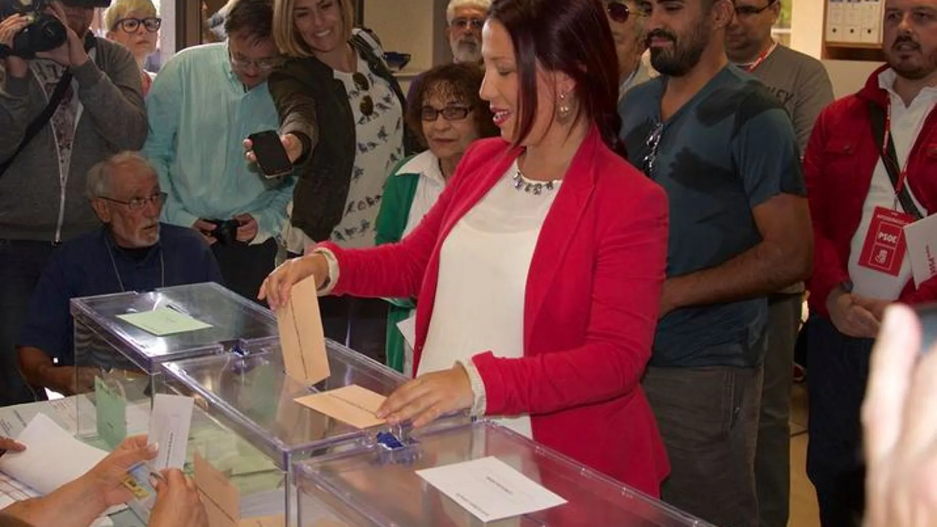 La candidata del PSOE Patricia Hernández Gutiérrez