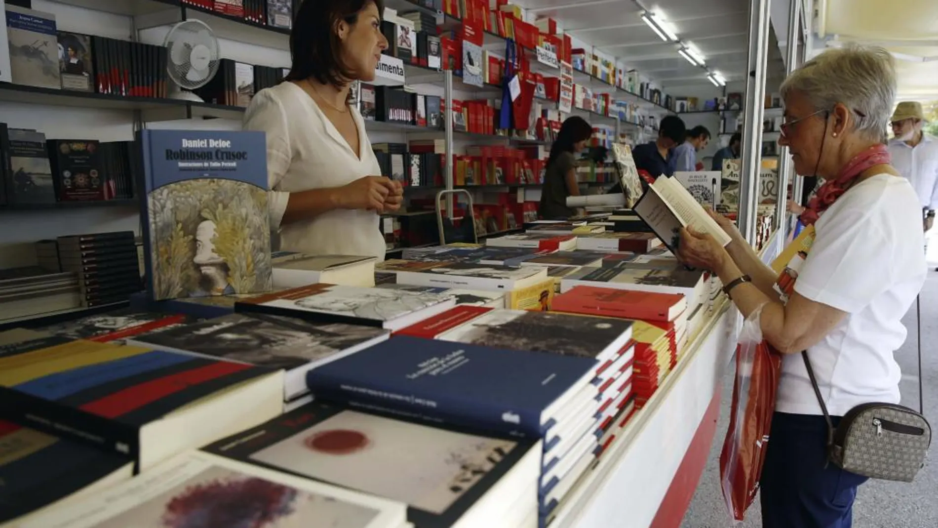 La 74 edición de Feria del Libro de Madrid ha comenzado hoy en el Parque del Retiro.