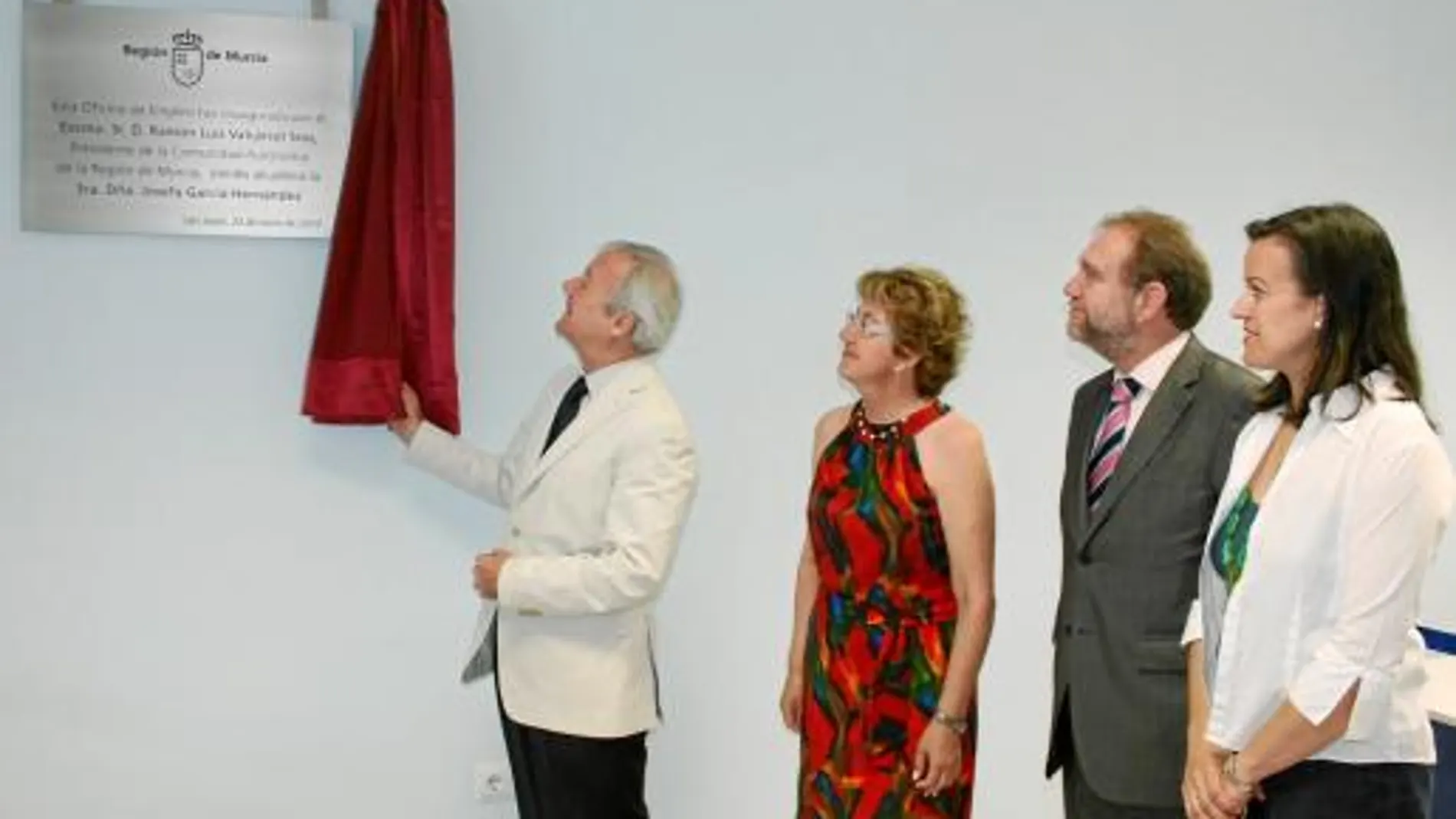Valcárcel, García, Sotoca y Gil inauguraron la nueva Oficina de Empleo de San Javier