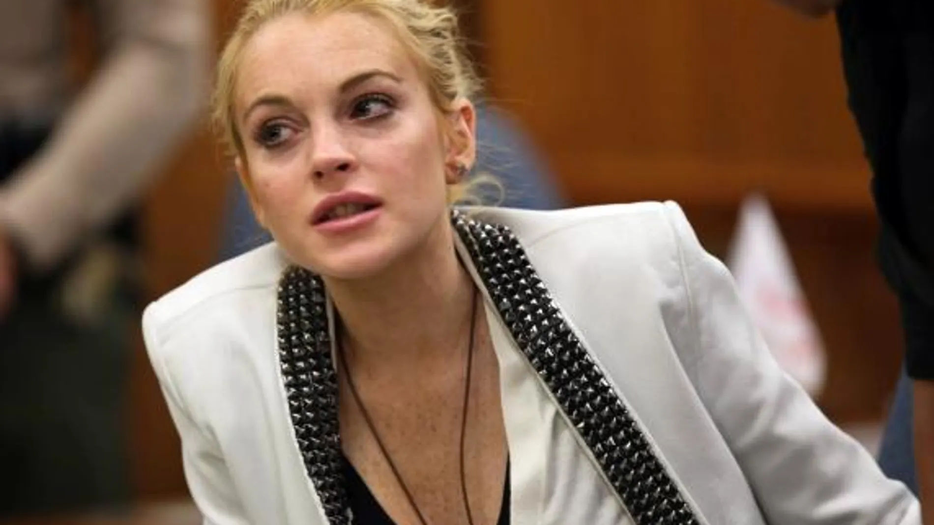 Lindsay Lohan se fuga de rehabilitación por una coca-cola