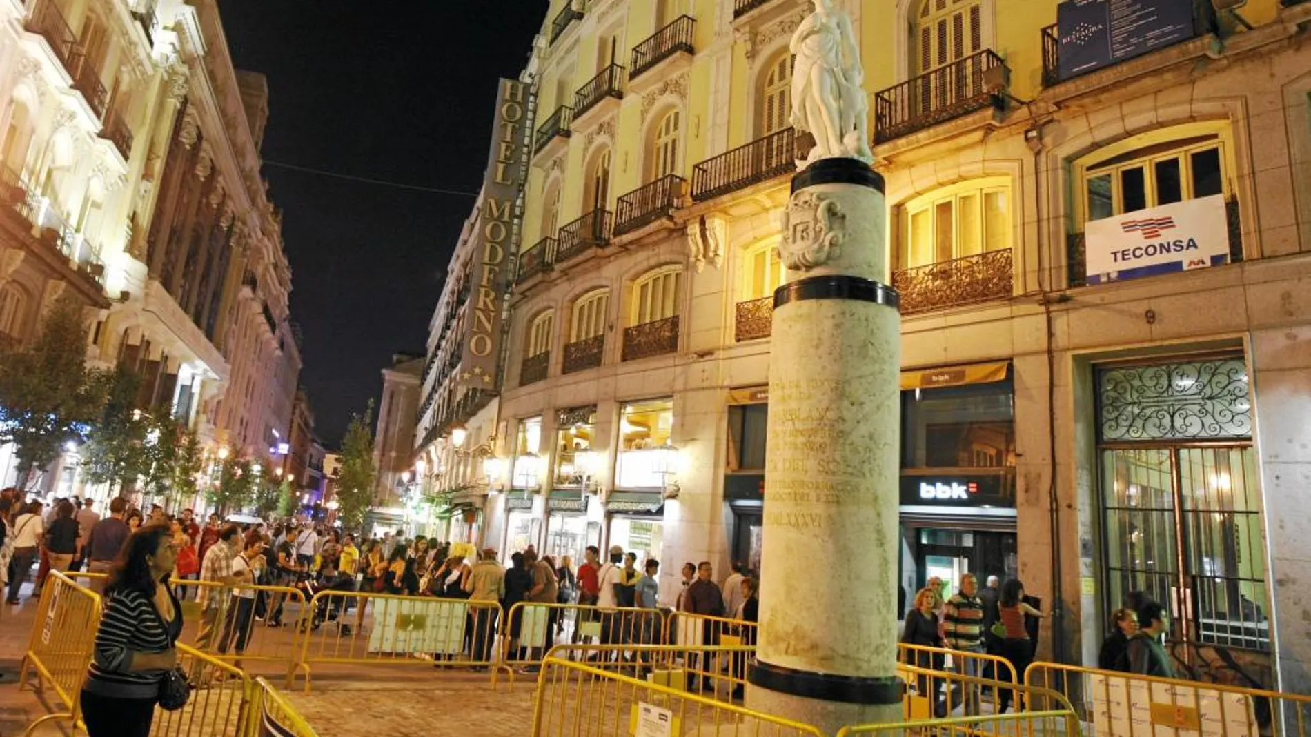 La estatua de la Mariblanca quedó delante del edificio de Puerta del Sol, 9 tras la reforma de la plaza