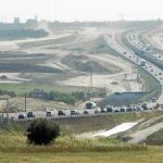 Las retenciones en la subida hasta Gines son constantes en horas punta por la limitada capacidad de la A-49