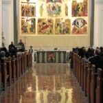 El obispo de Shanghái preside la inauguración de las pinturas en la iglesia de San Francisco Javier