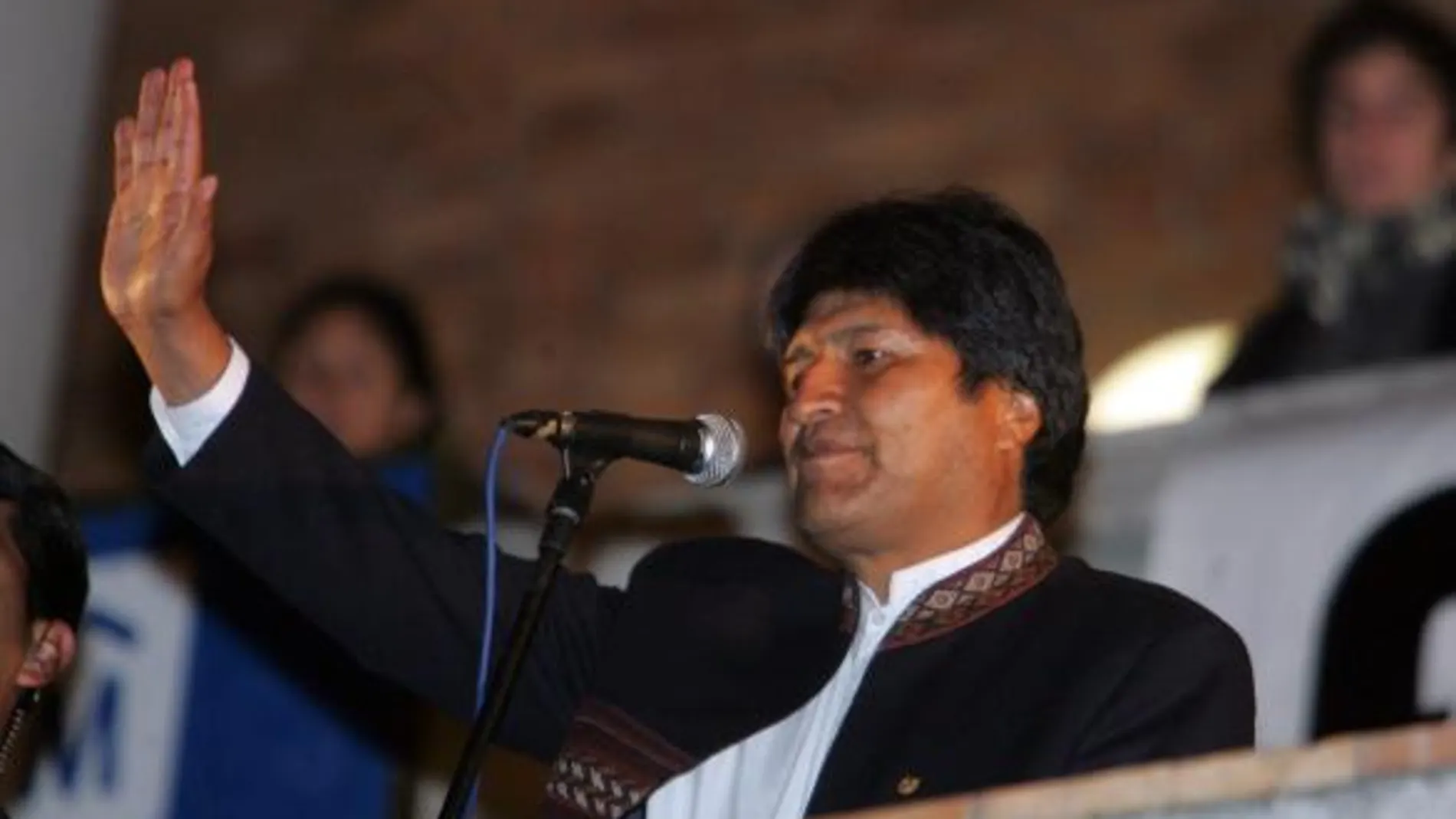 Evo Morales acusa formalmente a EEUU de haber dado el golpe de Estado en Honduras a través del Comando Sur