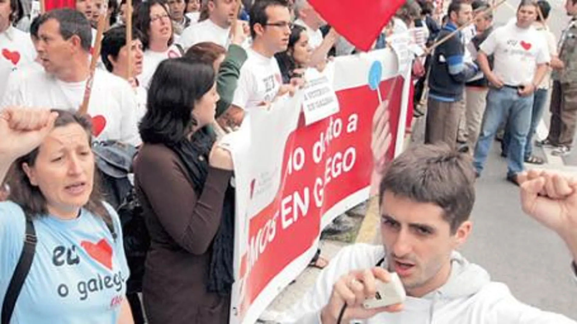 La Xunta exime de saber gallego a los aspirantes a funcionario