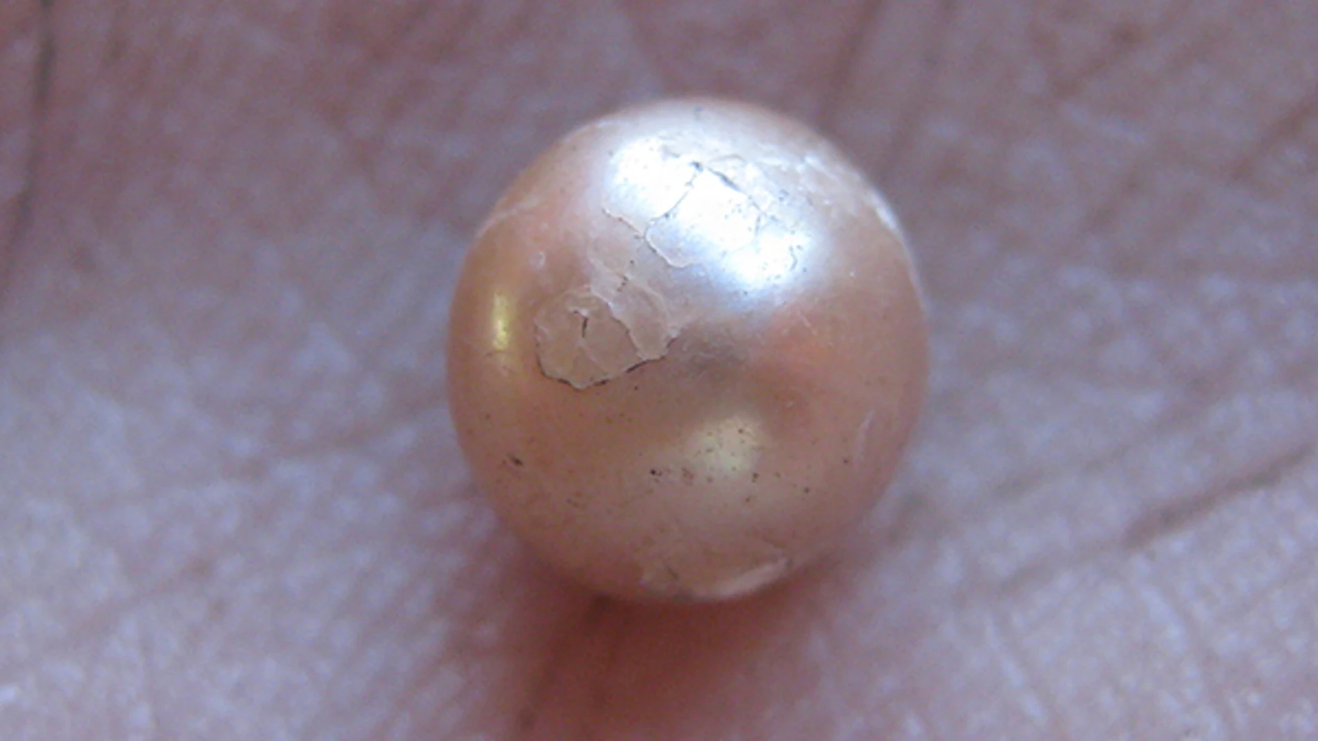 Una perla natural marina de 2.000 años de antigüedad