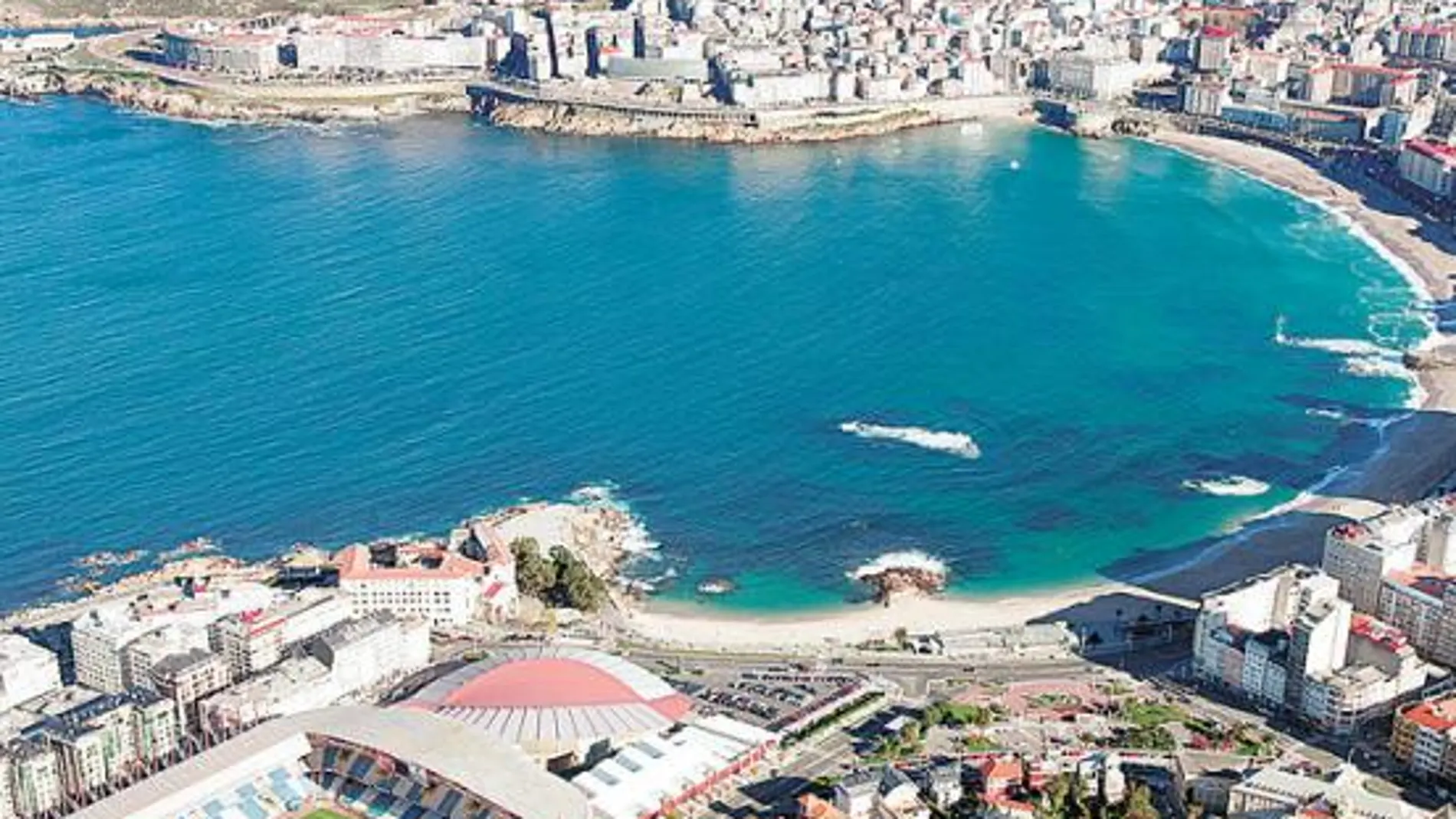 La Coruña: Ciudad aristocrática y marinera