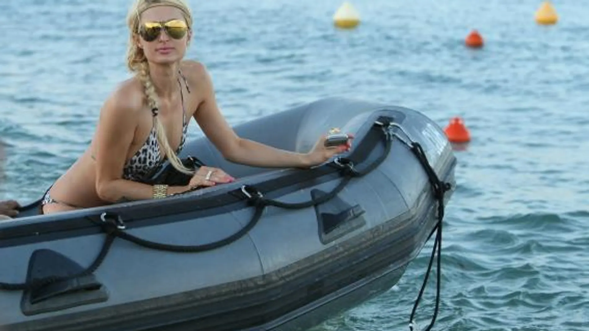 Paris Hilton en sus vacaciones en Saint-Tropez. (Gtres)