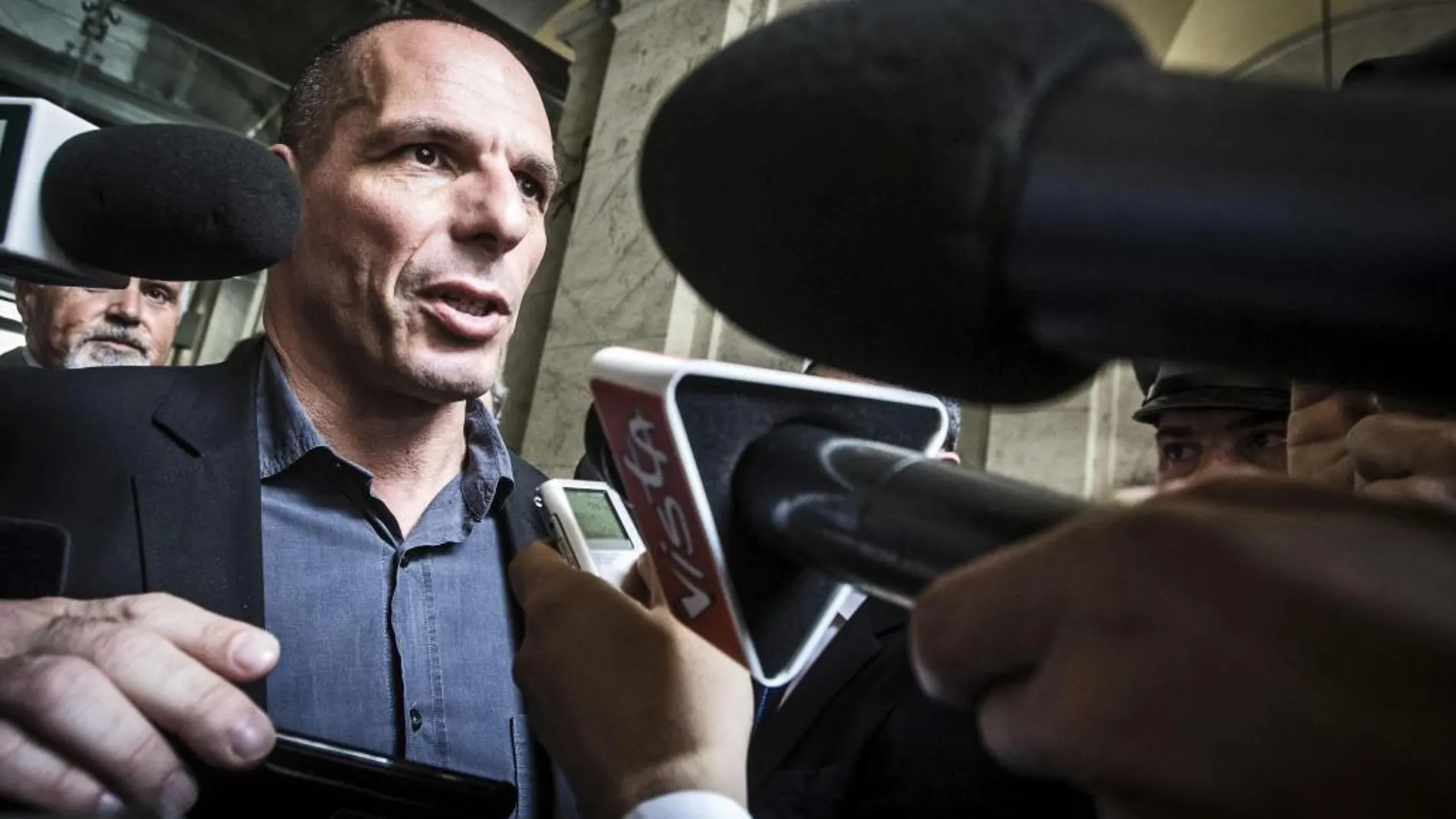 Yanis Varufakis viaja mañana a Madrid