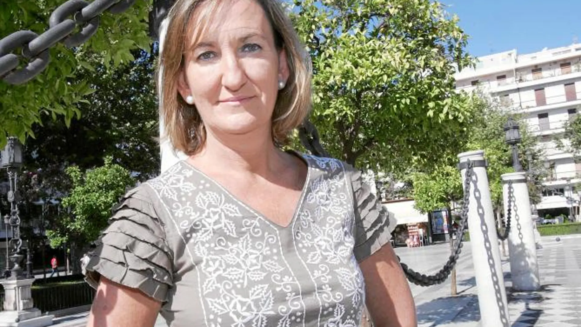 Mª del Mar Sánchez Estrella: «El Metropol no tiene nada que ver con el tesoro del Carambolo»
