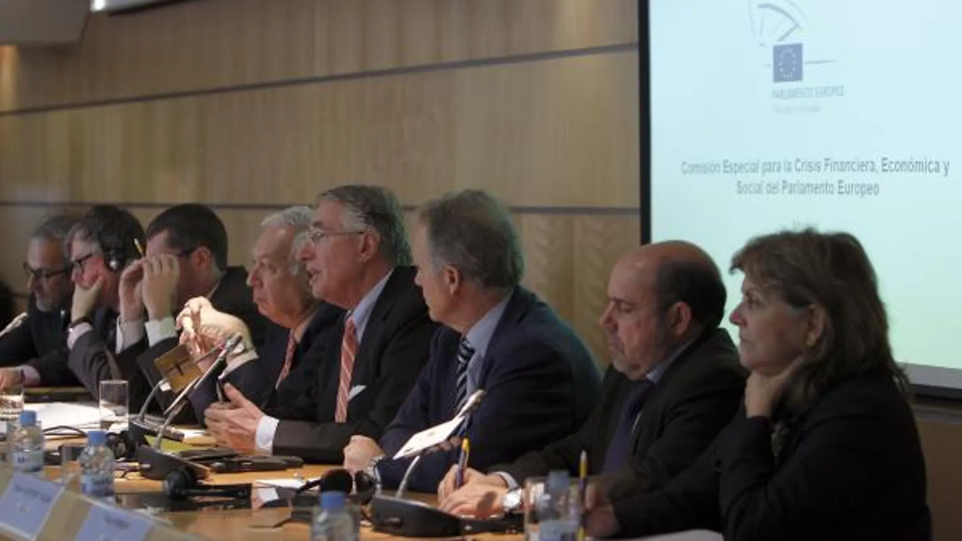 La comisión de la UE ha pedido a España que dé motivos de confianza a los mercados