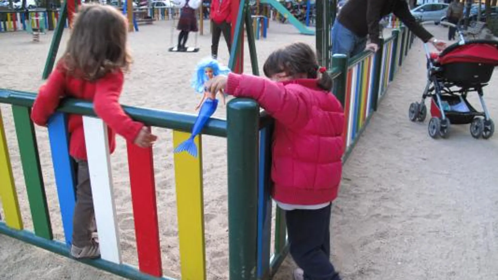 El 85 por ciento de las españolas que trabajan renuncian a tener otro hijo