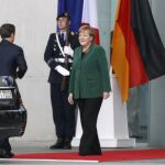 Sarkozy llega a su cita con Merkel