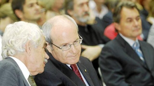 Montilla receta diálogo y no referendos para superar la «indignación» con el TC se supere con diálogo y no