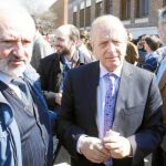 José Iturmendi asistió a la oración para reparar la profanación