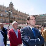 El alcalde de Salamanca, Alfonso Fernández Mañueco, en una protesta celebrada en la Plaza Mayor