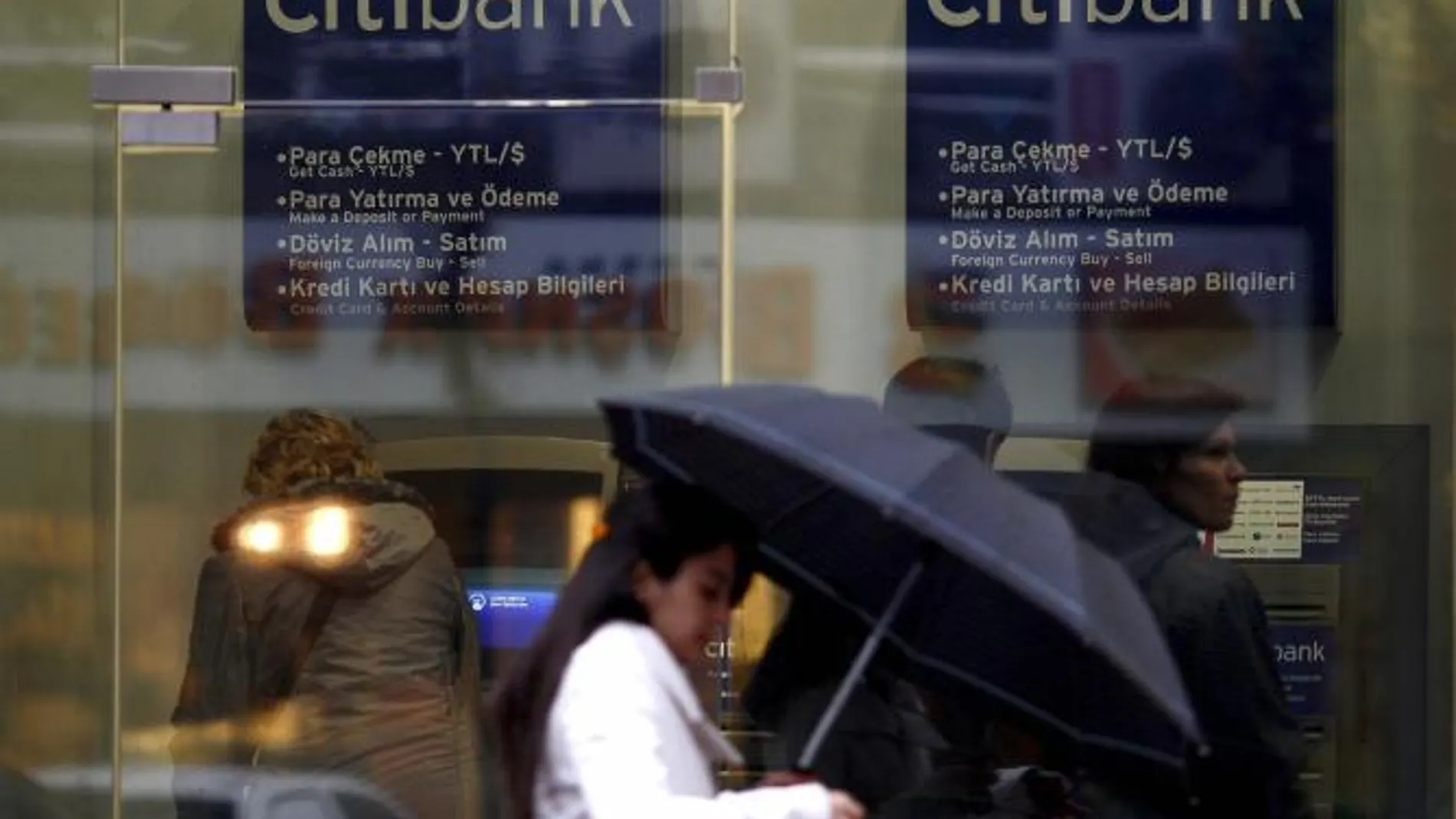Economía aprobará próximamente la norma de transparencia bancaria