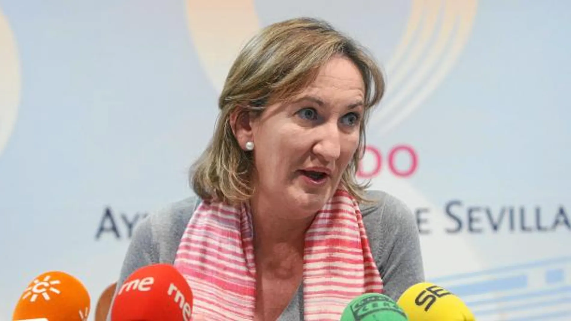 La delegada de Educación, Cultura y Juventud y Deportes, María del Mar Sánchez Estrella, en la presentación de los presupuestos