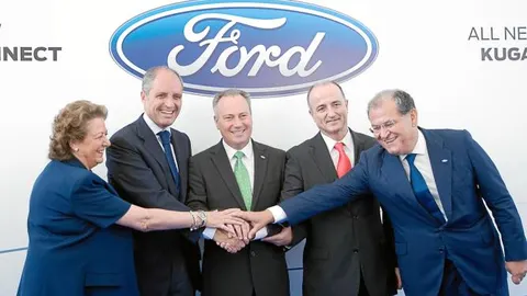 De izq. a dcha. Rita Barberá, Francisco Camps, Stephen Odell, Miguel Sebastián y José Manuel Machado