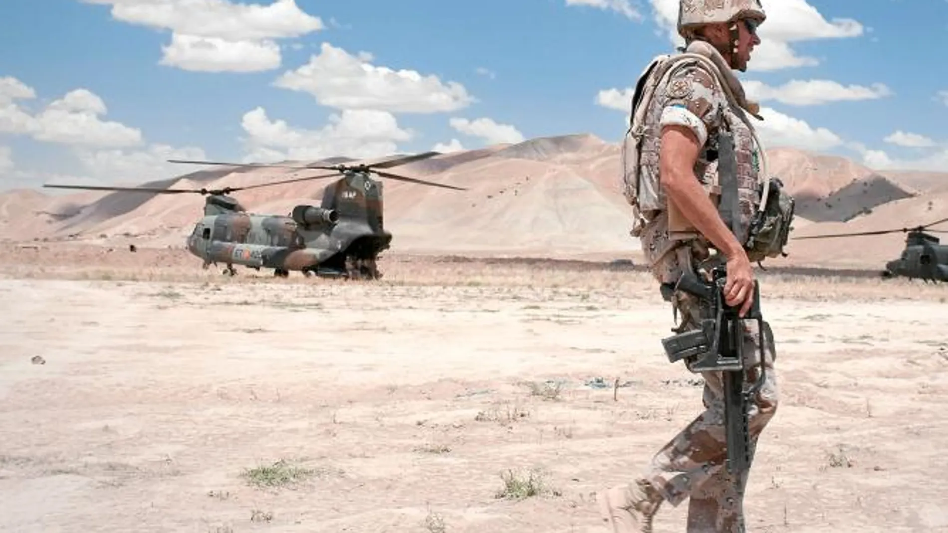 Un "Chinook" español en Afganistán