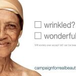 Foto de una campaña publicitaria de Dove sobre la belleza con modelos de mujeres reales