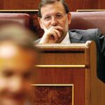 Rajoy y Zapatero afrontan la próxima semana el último cara a cara parlamentario del curso político