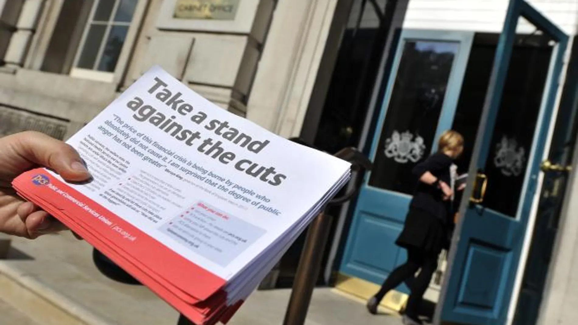 El Gobierno británico se enfrenta a su primera huelga de funcionarios