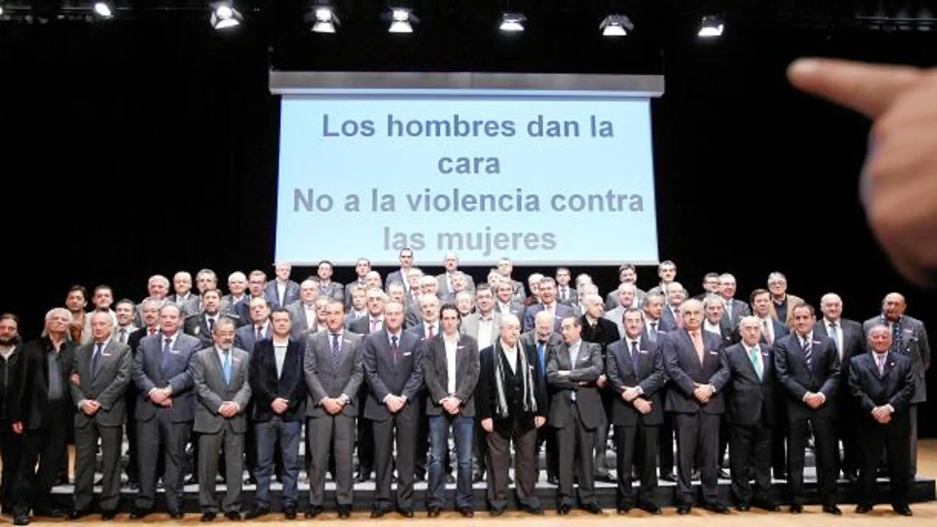 los hombres también dicen «no» a los malos tratos