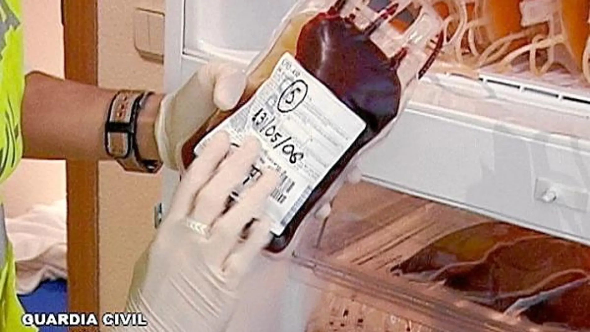 Una de las bolsas de sangre incautadas en 2006 durante la «operación Puerto»