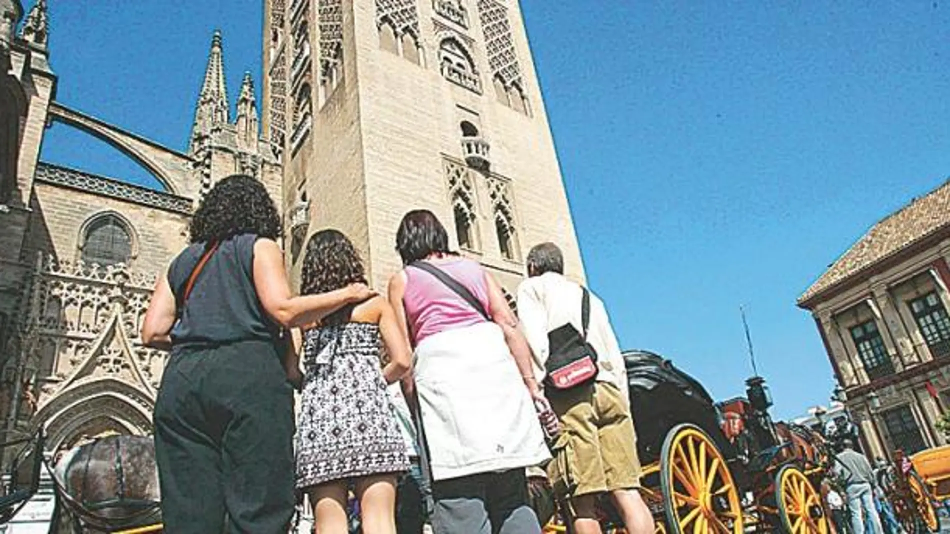 El 80% de los turistas regresará y el 90% recomienda la capital