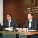 El consejero José Ballesta y el director de la EPT, José Guillén