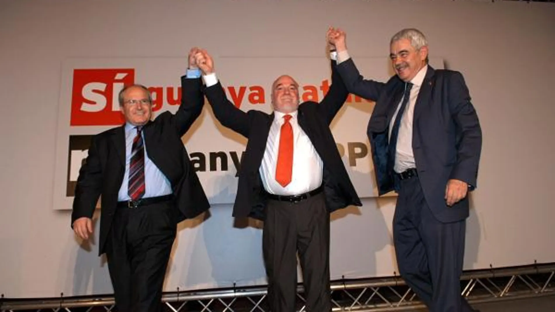 El alcalde de Manresa, Josep Camprubí, junto a Montilla y Maragall, en una imagen de archivo