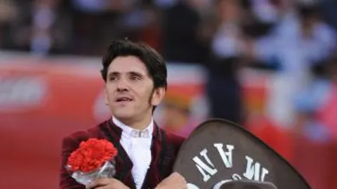 Perera malogró un gran faena con la espada y Ventura dos orejas en México