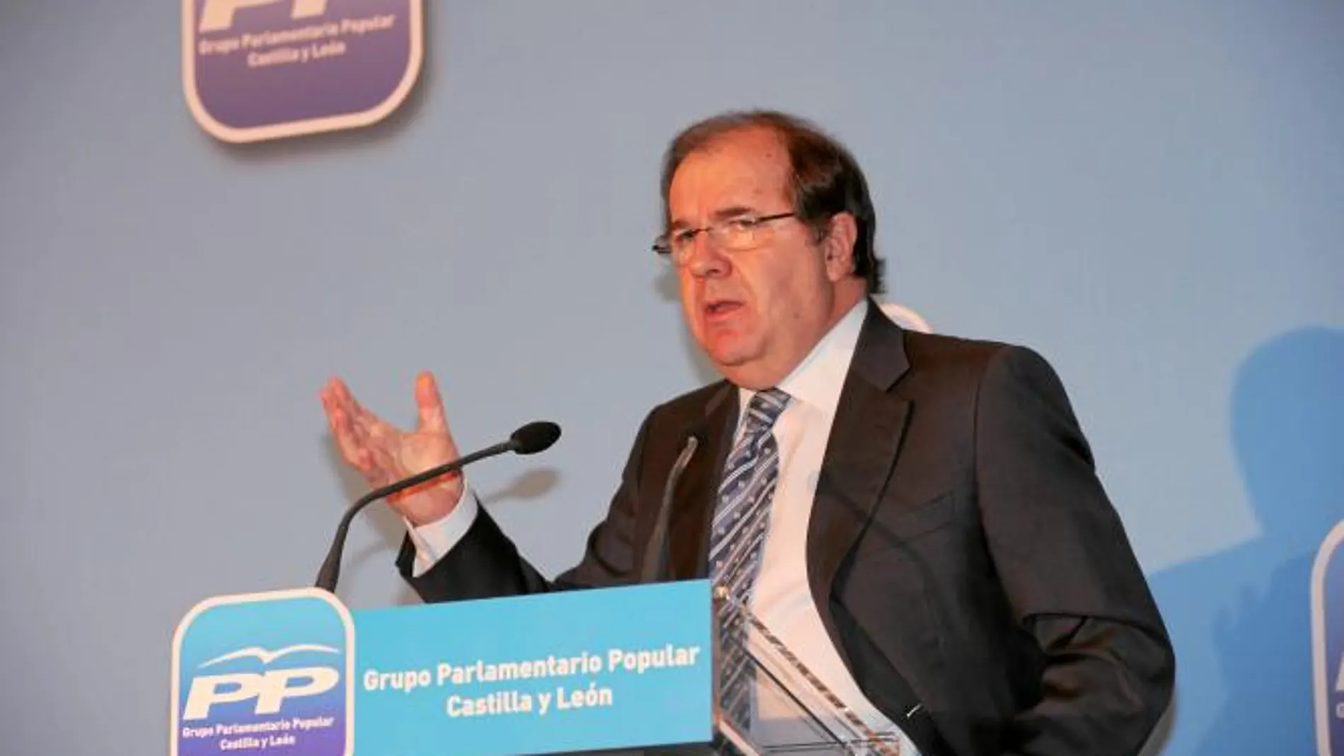 El presidente Juan Vicente Herrera clausura la jornada de trabajo del Grupo Parlamentario Popular