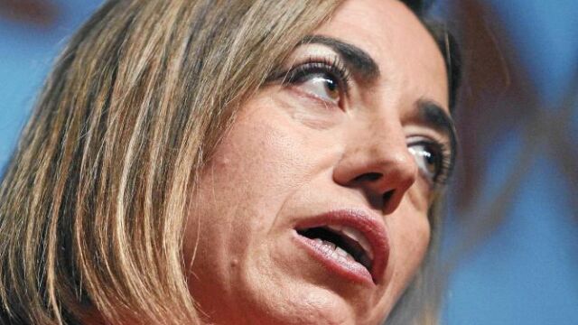 Chacón insiste en reivindicar la inmersión