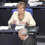 Schäuble, ministro alemán de Finanzas, defiende las ayudas a Grecia con condiciones