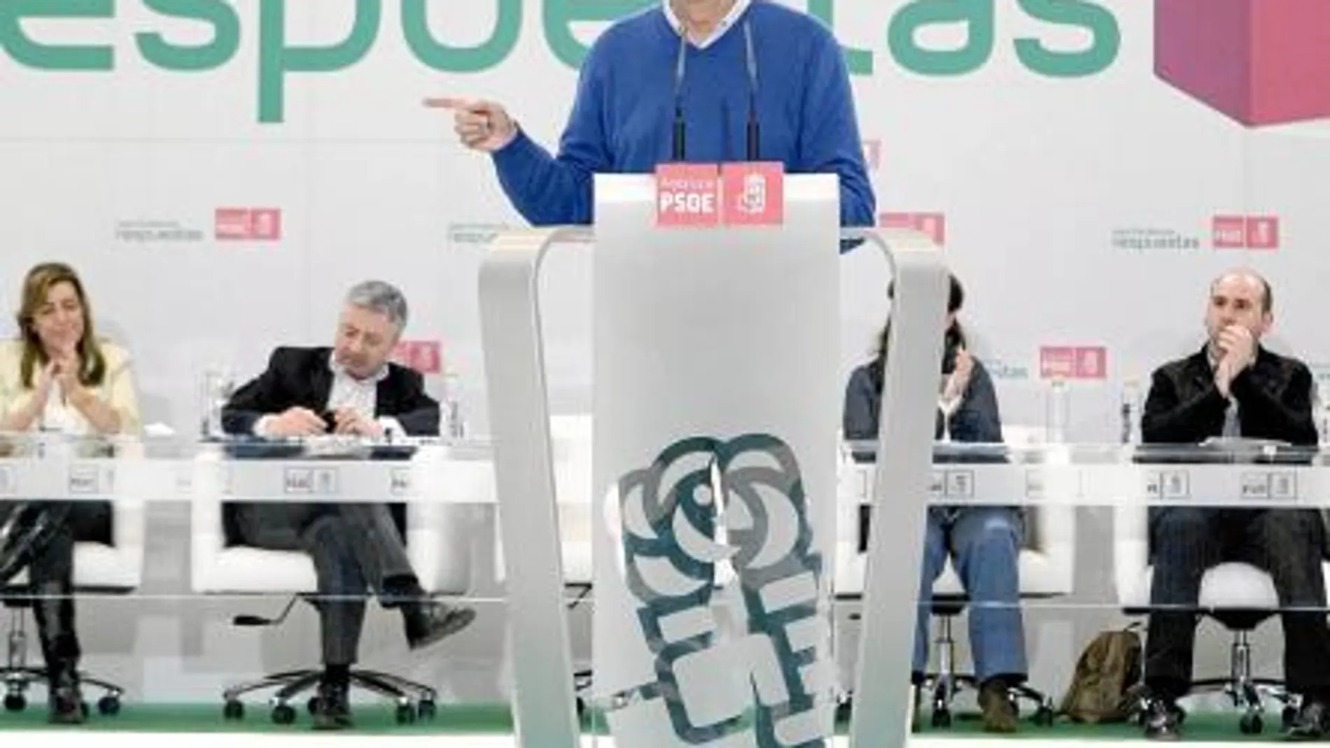 José Antonio Griñán, ayer, en Sevilla, durante el Comité Director que celebró el PSOE-A