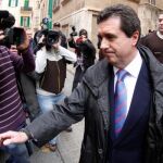 El juez impone una fianza de 1,6 millones a Jaume Matas
