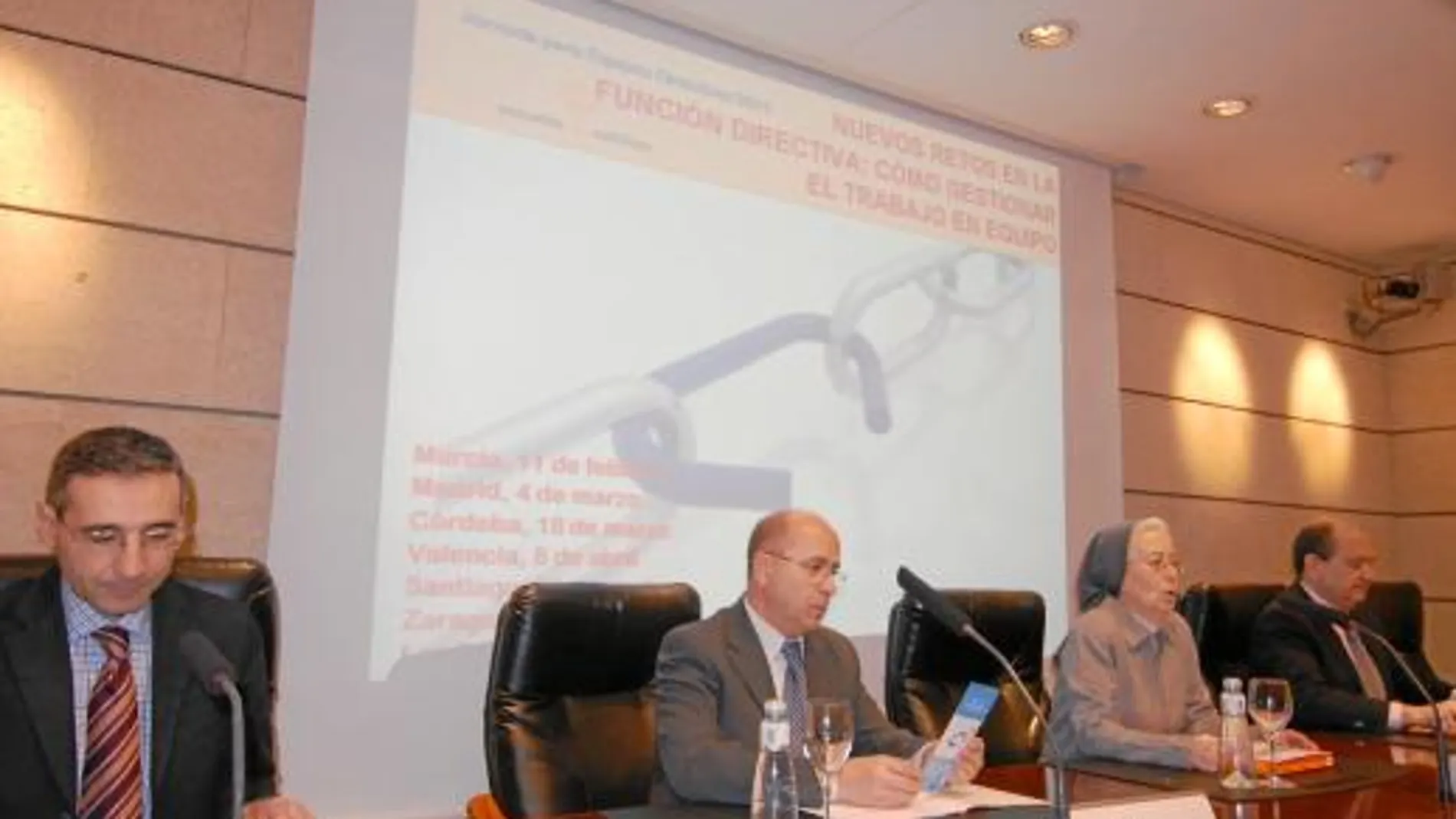 La jornada inaugural contó con una gran participación