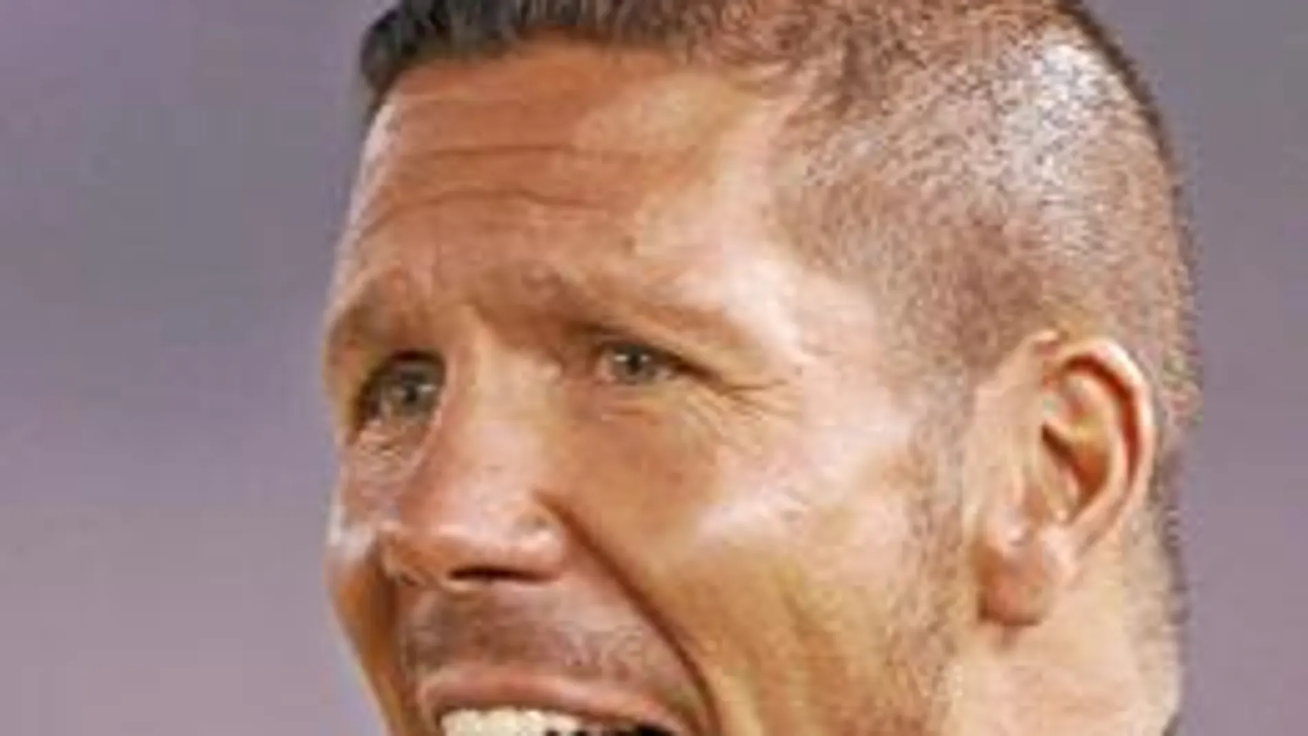 Simeone llega a Catania, pero dicen que su futuro es rojiblanco