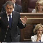 El jefe del Ejecutivo, José Luis Rodríguez Zapatero, durante una de sus intervenciones en la última sesión de control al Gobierno de la legislatura