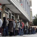 El paro alcanza su cifra más alta en 15 años: 4.299.263 de desempleados